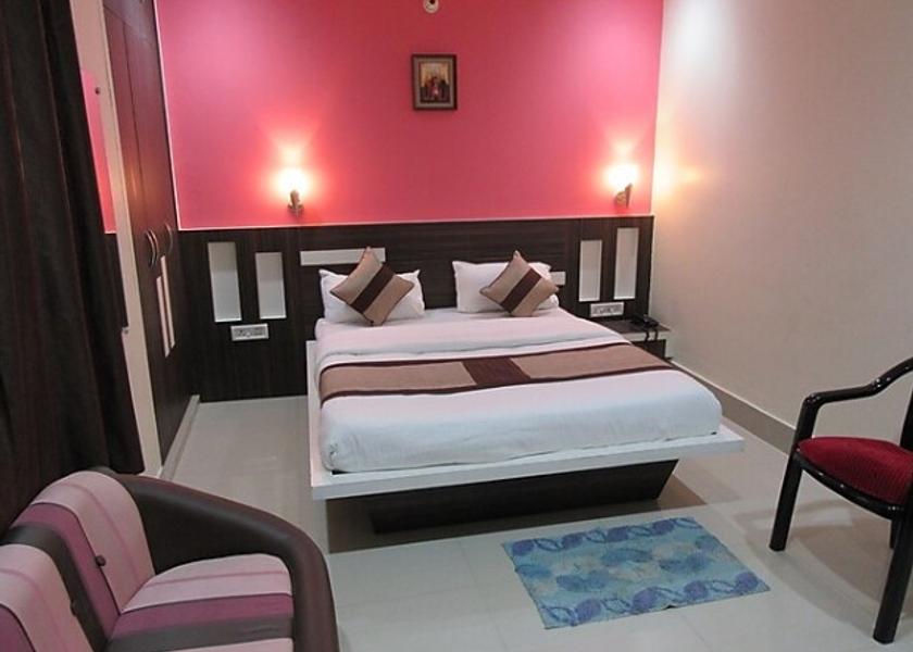 Jharkhand Deoghar Deluxe AC Room