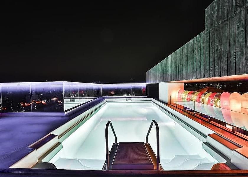 Maharashtra Mumbai Swimming Pool