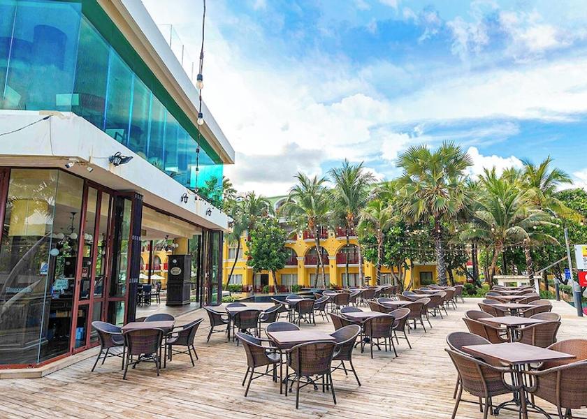 Phuket Province Patong Courtyard