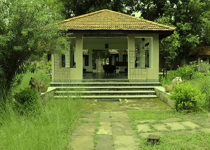 Madhya Pradesh Bandhavgarh Hotel Exterior