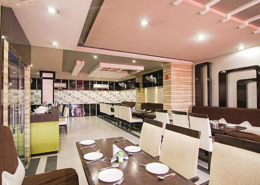 Uttar Pradesh Prayagraj Food & Dining