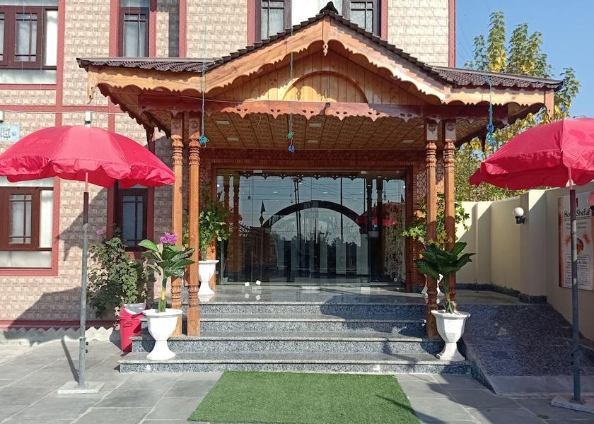Jammu and Kashmir Srinagar Property entrance
