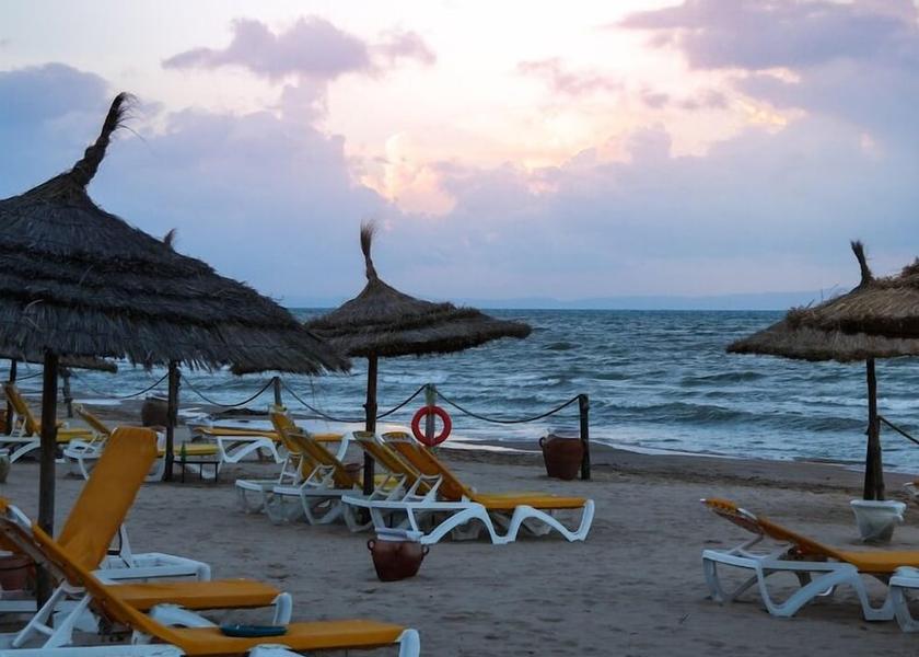  La Marsa Beach