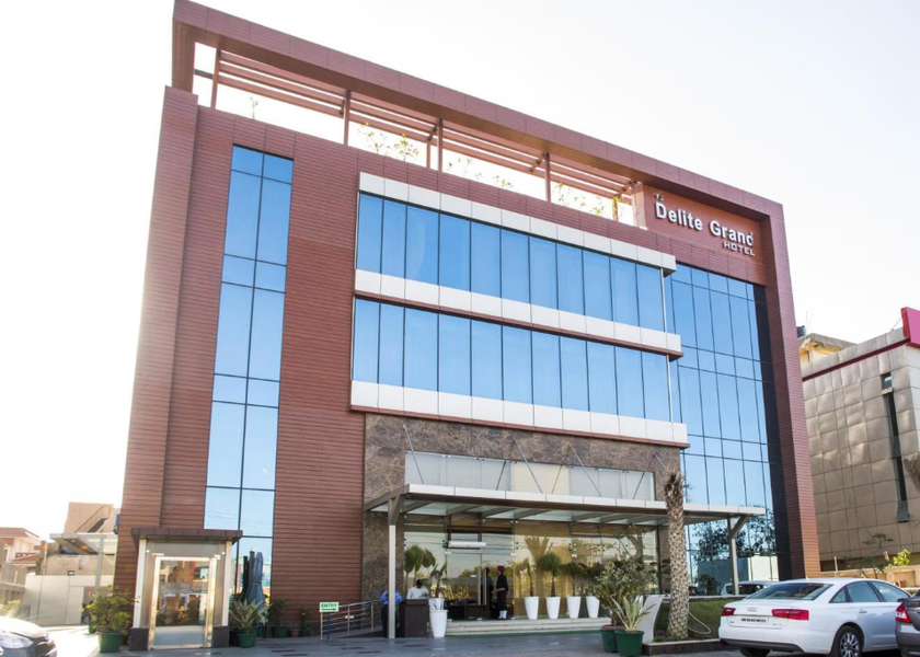 Haryana Faridabad Hotel Exterior