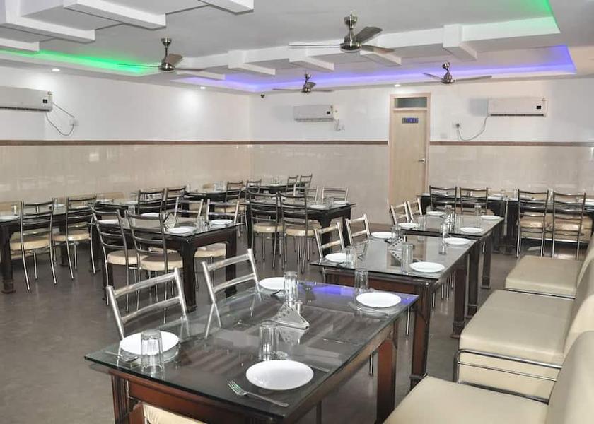 Uttar Pradesh Orai Food & Dining