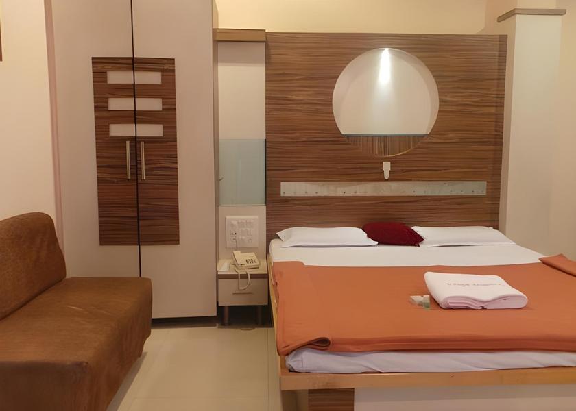 Maharashtra Sangli Standard Double Room with Sofa
