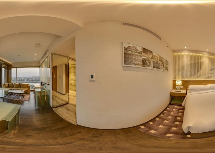 Uttar Pradesh Lucknow Room