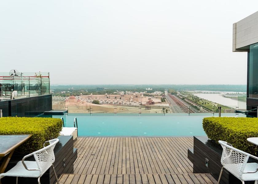 Uttar Pradesh Lucknow Infinity Pool