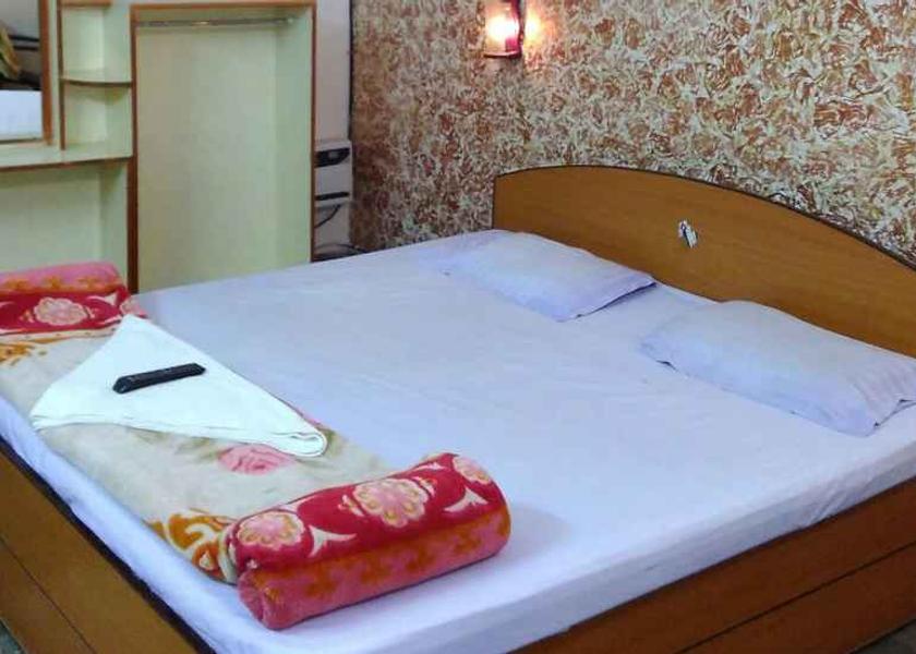 Madhya Pradesh Amarkantak Super Deluxe Room