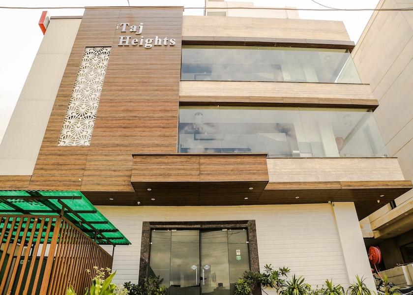 Uttar Pradesh Agra Front of property