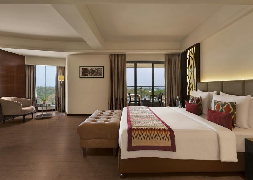 Goa Corlim Guestroom - King Bed - Balcony