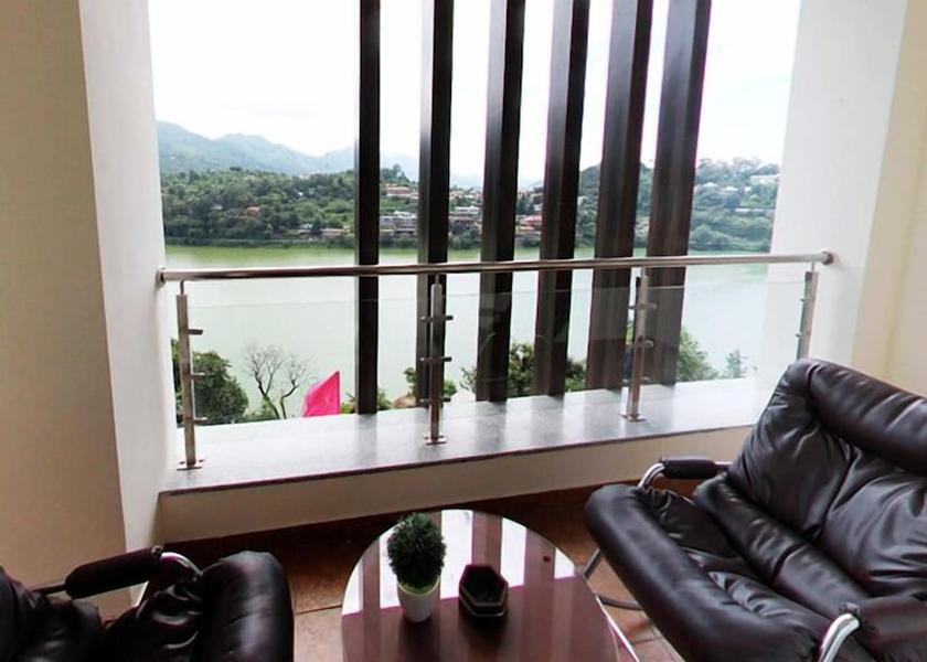 Uttarakhand Nainital Luxury Suite, 1 Queen Bed, Bathtub, Lake View