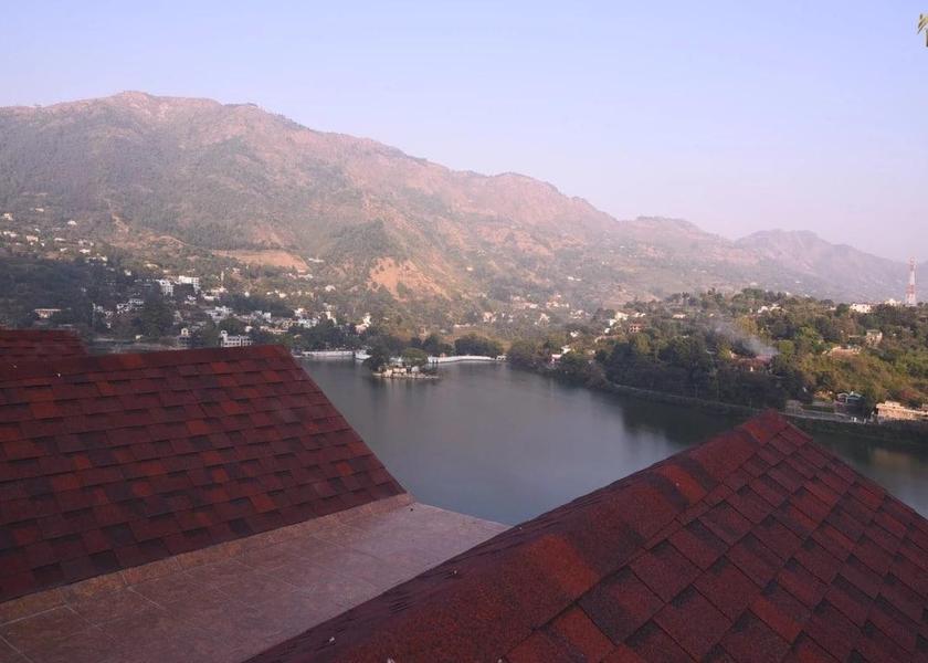 Uttarakhand Nainital Hotel View