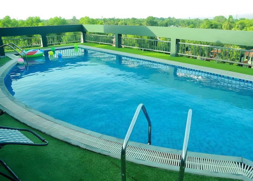 Kerala Alleppey Pool