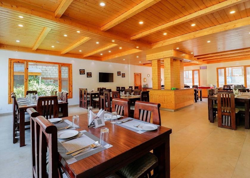 Himachal Pradesh Manali Breakfast Area