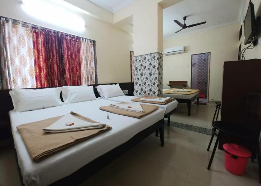 Maharashtra Shirdi Deluxe Family Room AC