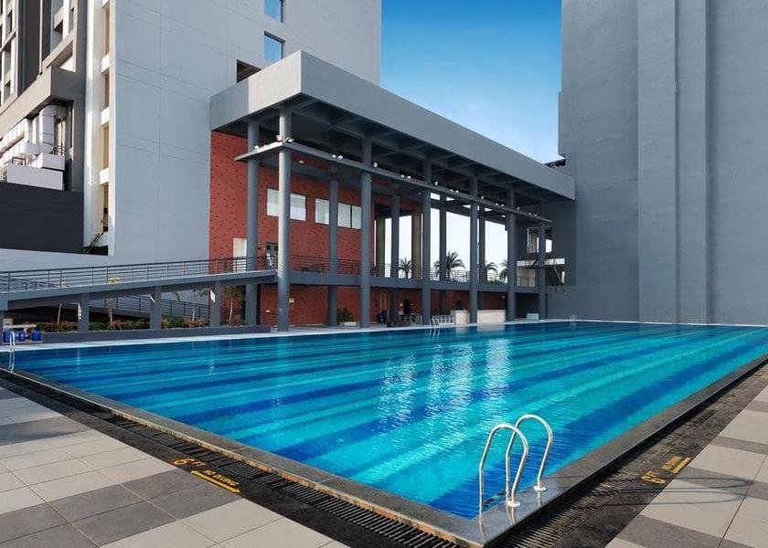 Gujarat Ahmedabad Swimming Pool