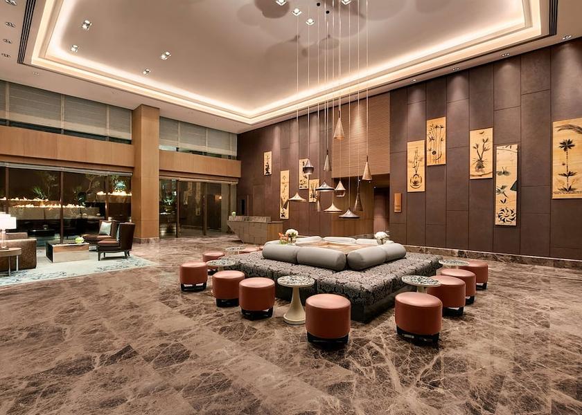 Delhi Delhi Lobby