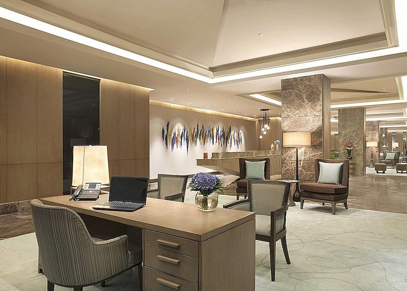 Delhi Delhi Lobby