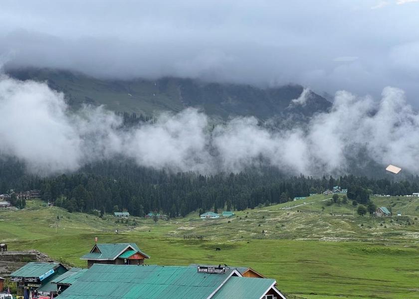 Jammu and Kashmir Gulmarg Hotel View