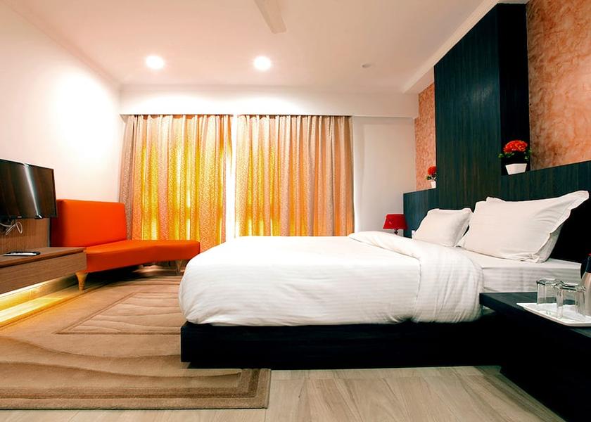 Uttar Pradesh Vrindavan Deluxe Room