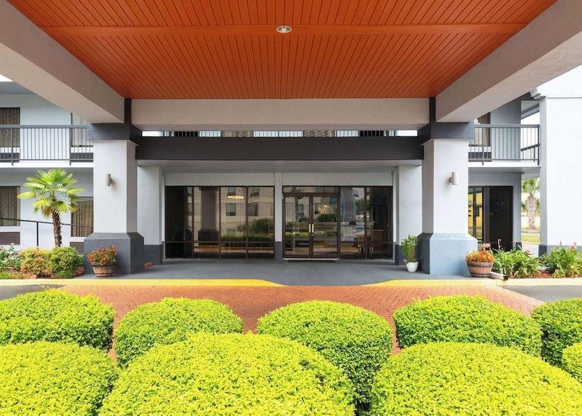 Alabama Mobile Exterior Detail