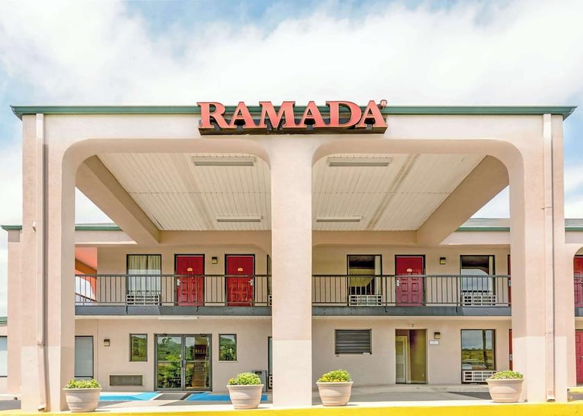 Alabama Pelham Exterior Detail