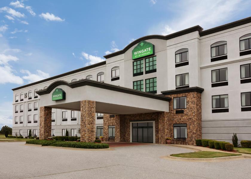 Arkansas Bentonville Hotel Exterior