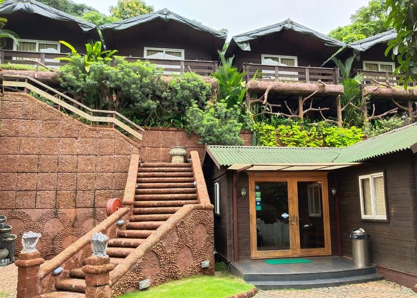 Goa Baga Hotel Exterior
