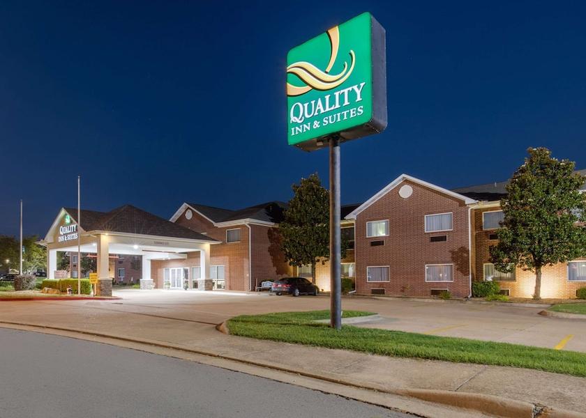 Arkansas Mountain Home Exterior Detail