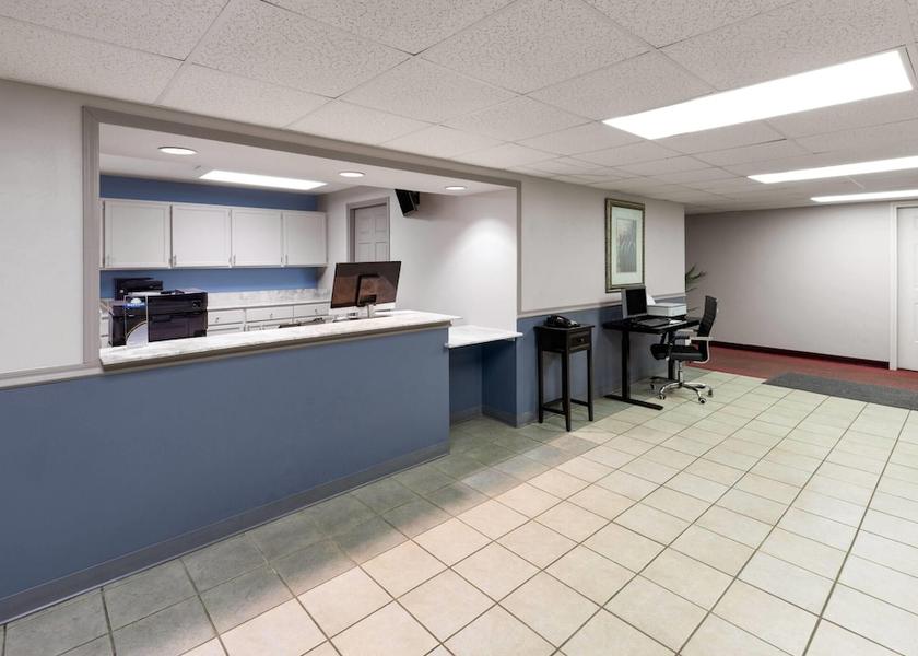 Arkansas Mountain Home Lobby