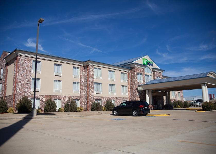 Arkansas Mountain Home Exterior Detail