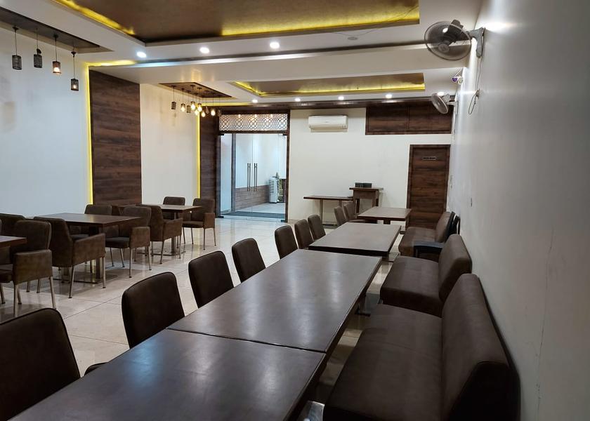 Uttar Pradesh Aligarh Food & Dining