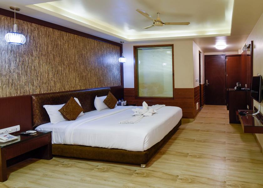 Madhya Pradesh Ujjain Family Room - Avenue