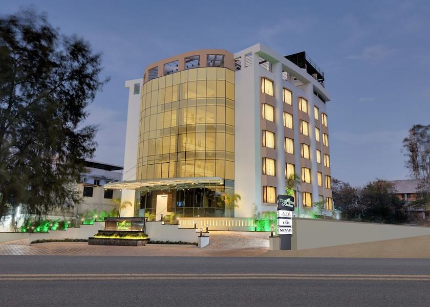 Maharashtra Pune Facade