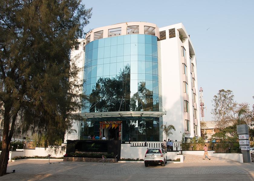 Maharashtra Pune Hotel Exterior