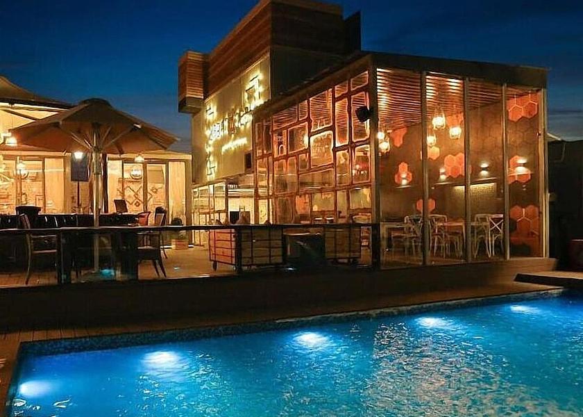 Uttar Pradesh Agra Pool