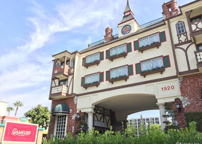 California Anaheim Facade