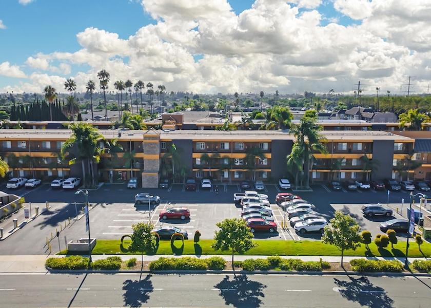 California Anaheim Exterior