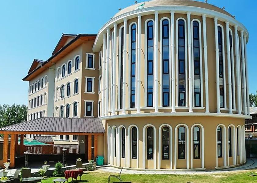 Jammu and Kashmir Srinagar Hotel View