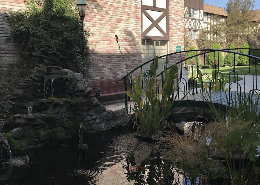 California Anaheim Property amenity