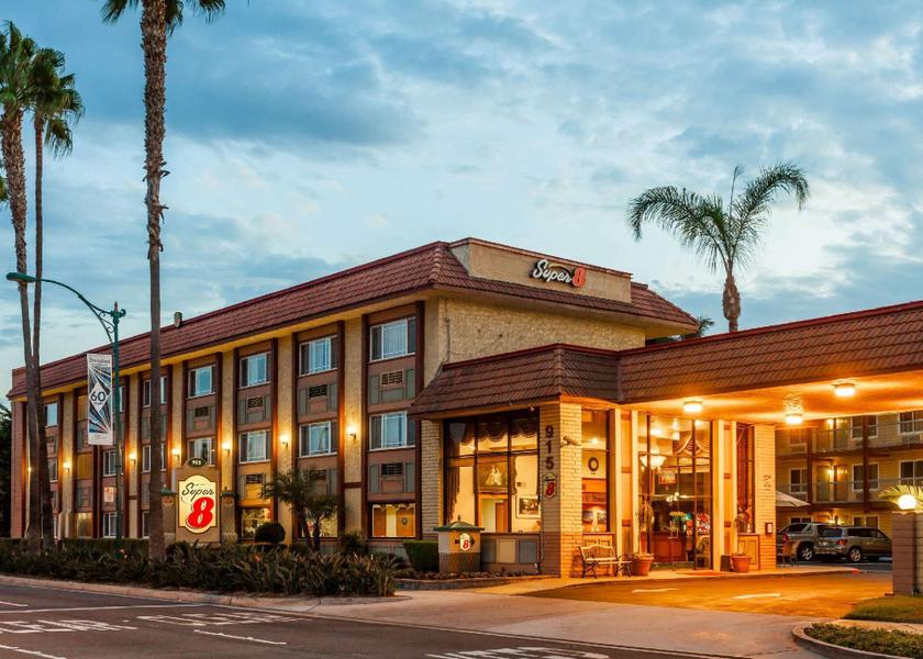 California Anaheim exterior view