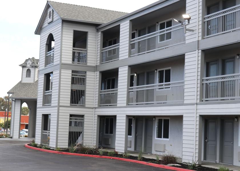 California Antioch Exterior Detail