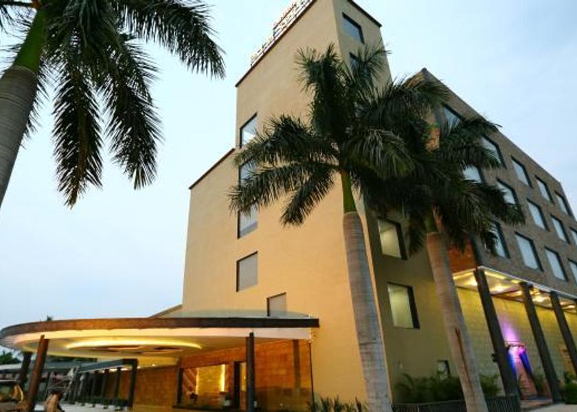 Madhya Pradesh Bhopal Hotel Exterior