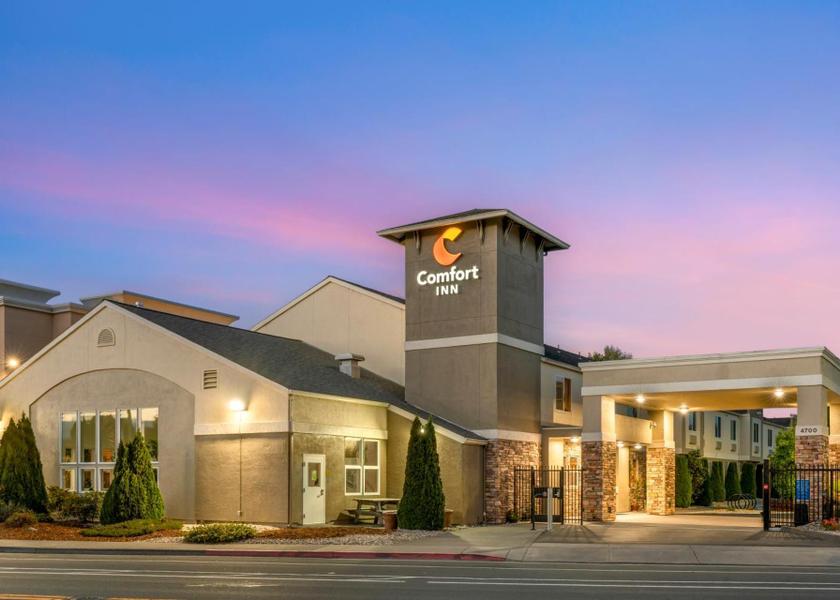 California Arcata exterior view