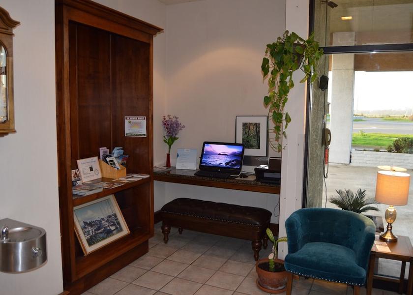 California Arcata Lobby
