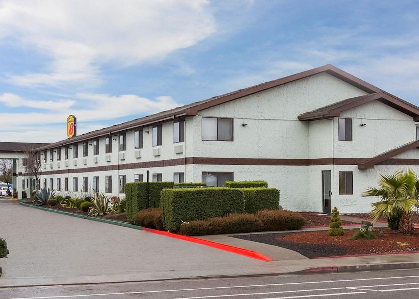 California Arcata Facade