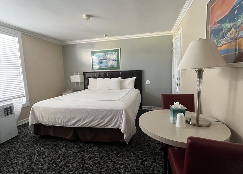 California Avalon Room