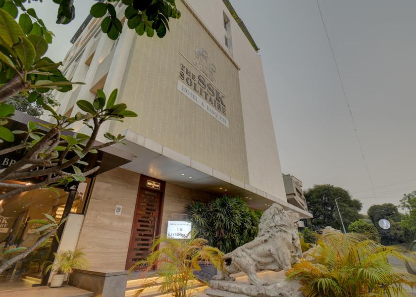 Maharashtra Nashik Hotel Exterior