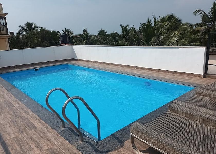 Goa Calangute Pool
